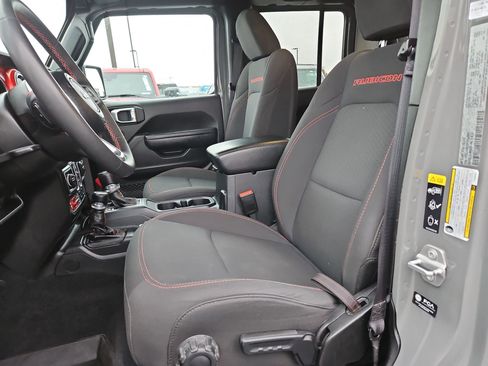 Used 2023 Jeep Gladiator Rubicon w/ LED Lighting Group image 18