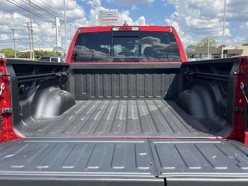 New 2027 RAM 1500 4x4 Crew Cab image 17