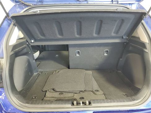 Used 2020 Hyundai Venue SEL w/ Convenience Package image 25