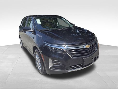 Used 2023 Chevrolet Equinox LT FWD image 9