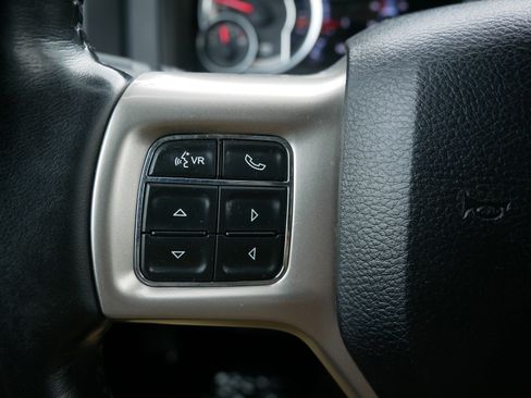 Used 2017 RAM 1500 Laramie image 30