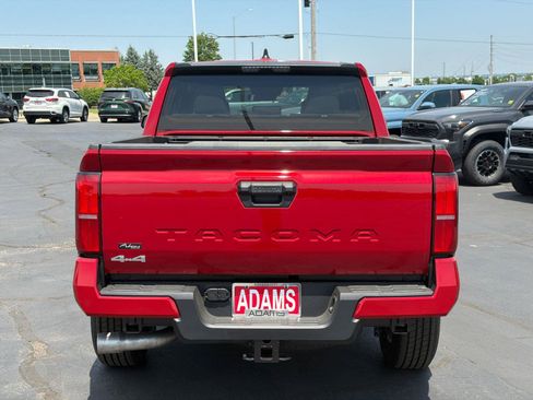 Used 2026 Toyota Tacoma SR5 AWD/4WD image 6