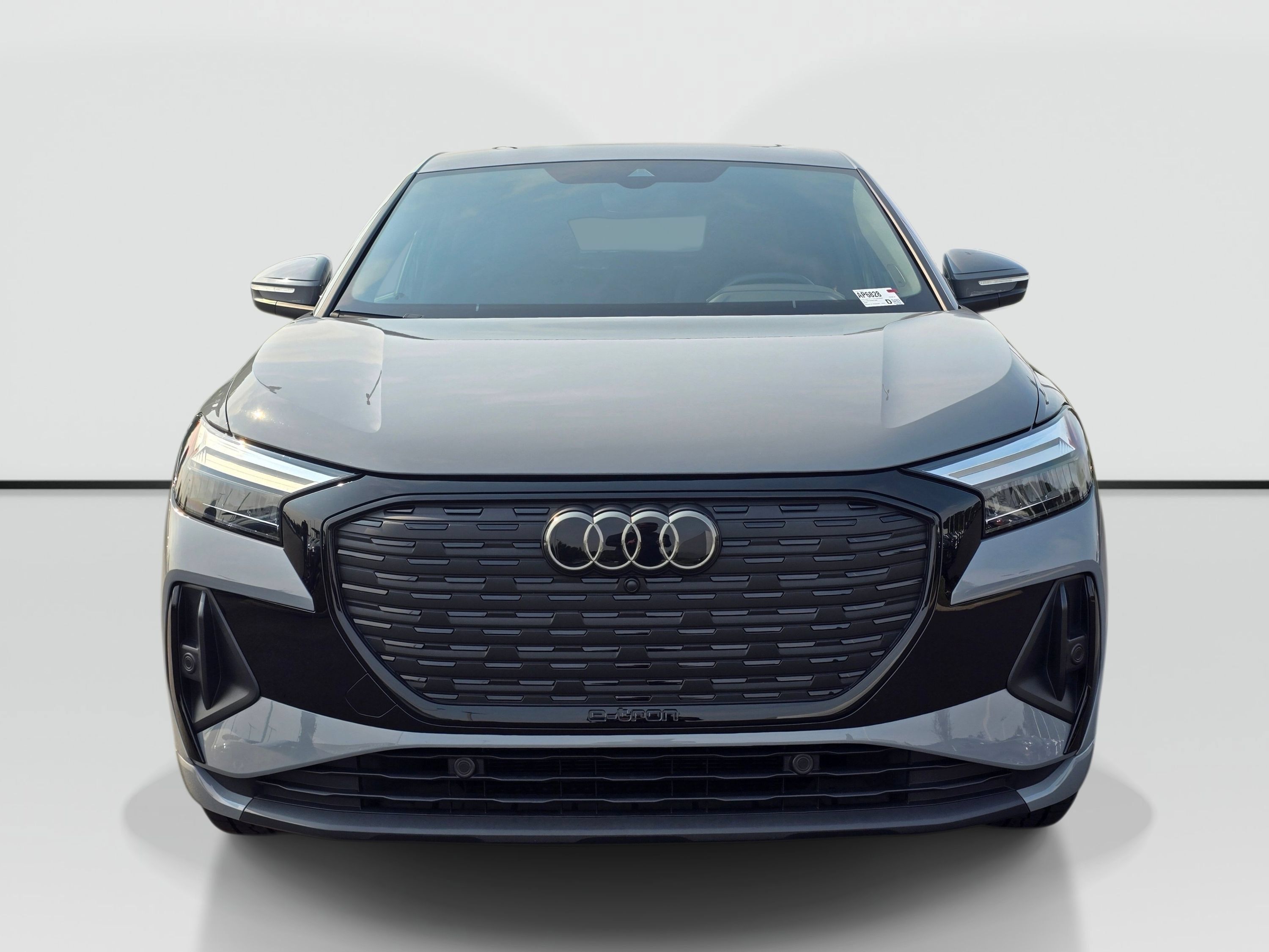 Used 2023 Audi Q4 e-tron Premium Plus w/ Premium Plus AWD/4WD image 8