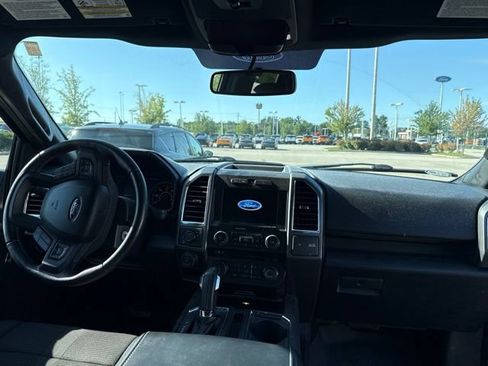 Used 2016 Ford F150 XLT w/ Equipment Group 302A Luxury AWD/4WD image 12