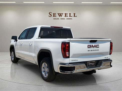 New 2026 GMC Sierra 1500 SLE w/ Preferred Package image 3
