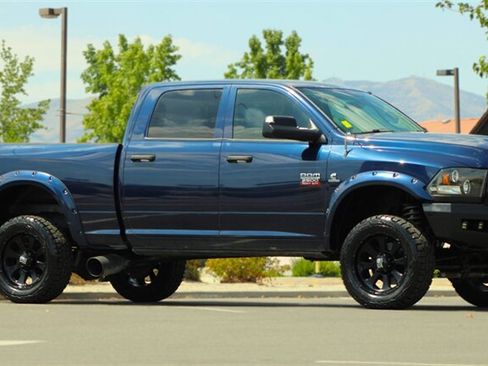 Used 2012 RAM 2500 ST w/ Chrome Appearance Group AWD/4WD image 8