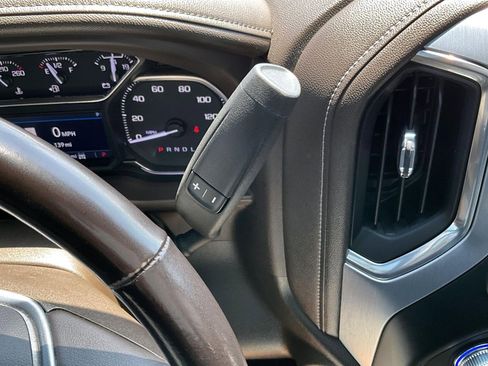 Used 2022 GMC Sierra 2500 SLT w/ SLT Premium Package AWD/4WD image 28