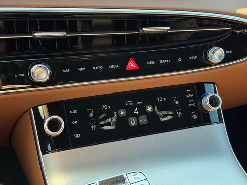 New 2026 Genesis GV70 2.5T Advanced AWD/4WD image 34