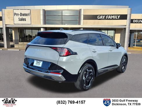 Certified 2026 Kia Sportage SX FWD image 2