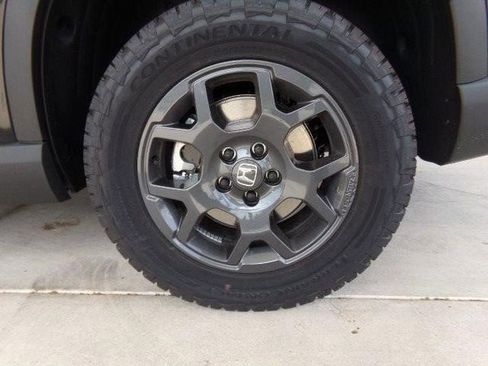 New 2025 Honda Pilot TrailSport image 8