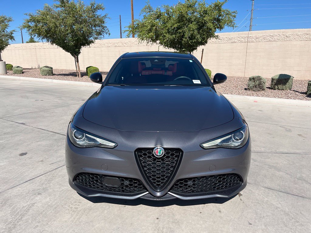 Used 2023 Alfa Romeo Giulia Veloce RWD image 3