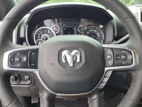 Certified 2026 RAM 2500 Big Horn AWD/4WD image 5