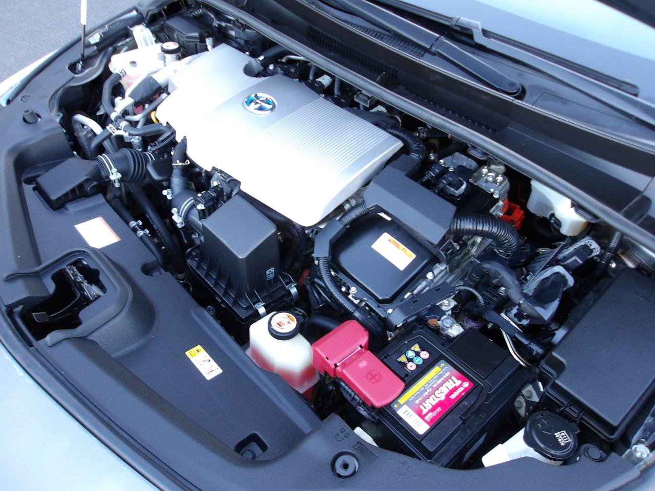 Used 2018 Toyota Prius Prime Premium FWD image 23