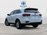 Used 2019 Kia Sorento LX image 4
