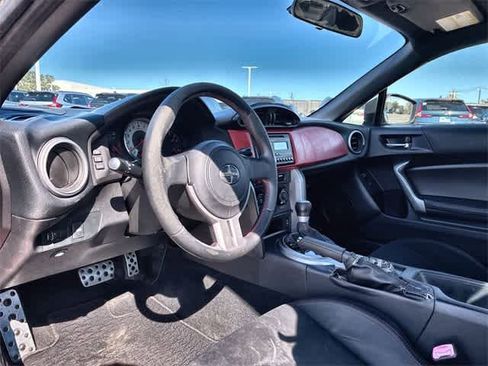 Used 2013 Scion FR-S image 2