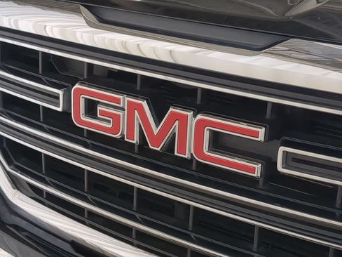 Used 2019 GMC Sierra 1500 SLE w/ SLE Value Package AWD/4WD image 15