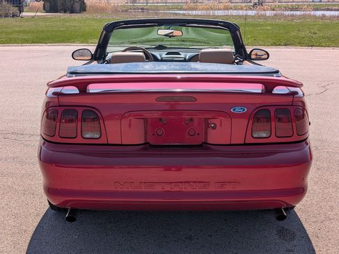 Used 1997 Ford Mustang GT image 28