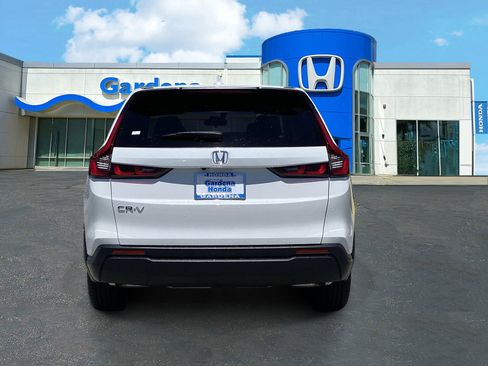 Used 2026 Honda CR-V EX image 5