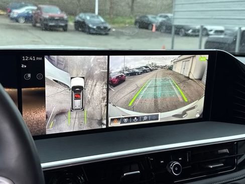 Used 2025 INFINITI QX80 Sensory image 22