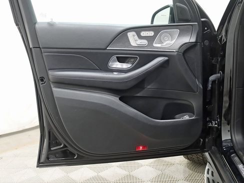 Used 2020 Mercedes-Benz GLS 450 4MATIC image 36