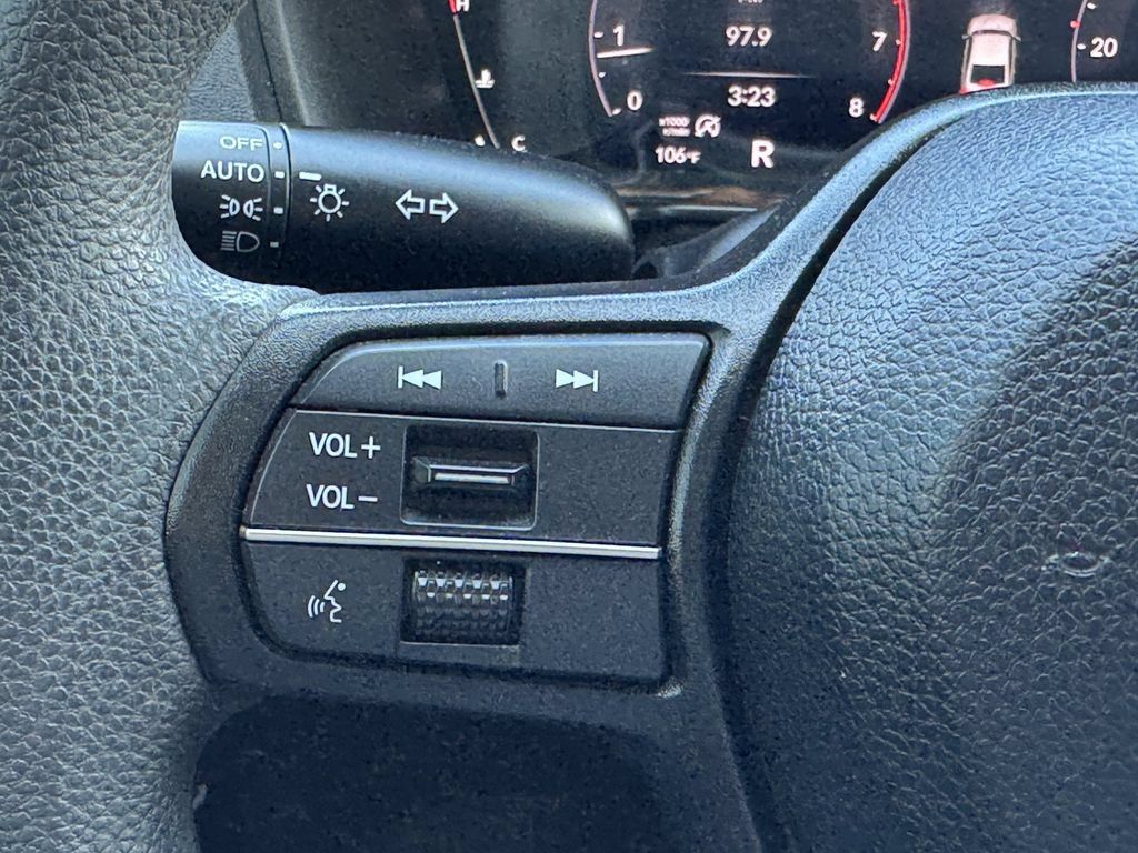 Used 2023 Honda Accord EX image 20