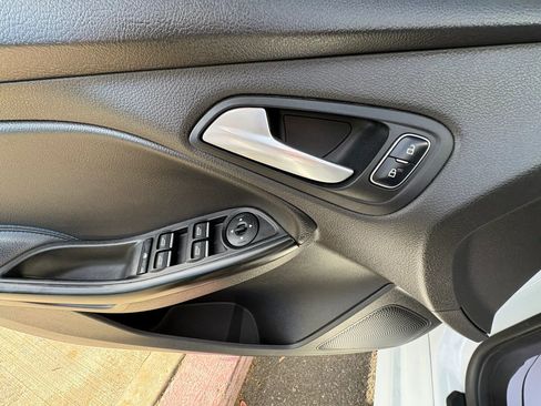Used 2016 Ford Focus RS AWD/4WD image 13