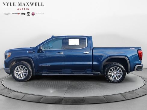 Used 2021 GMC Sierra 1500 SLT w/ X31 Off-Road Package AWD/4WD image 13