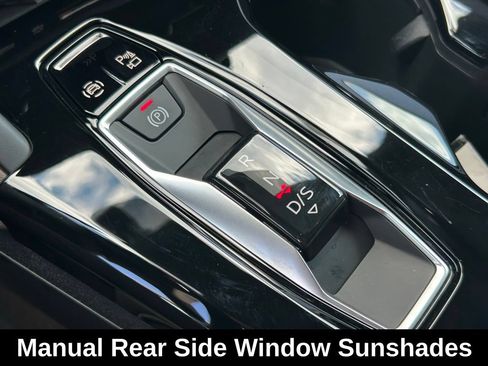 Used 2025 Audi Q5 Premium Plus w/ Premium Plus AWD/4WD image 32