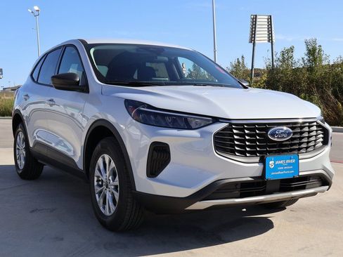 New 2026 Ford Escape Active w/ Cold Weather Package image 6