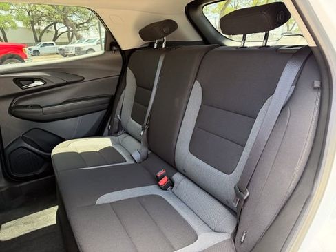 Used 2026 Chevrolet TrailBlazer LT w/ Driver Confidence Package FWD image 17