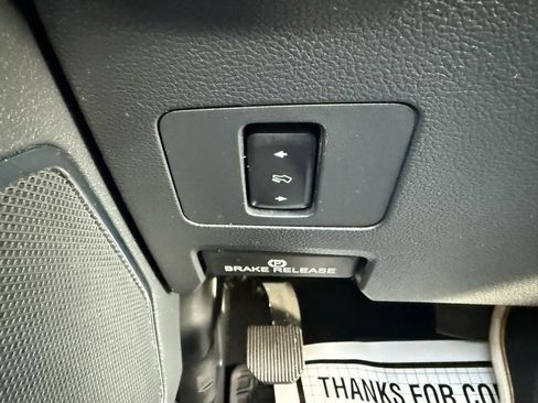 Used 2022 Ford F250 Lariat w/ Lariat Value Package image 14