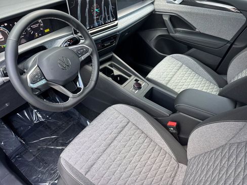 New 2026 Volkswagen Tiguan S FWD image 9