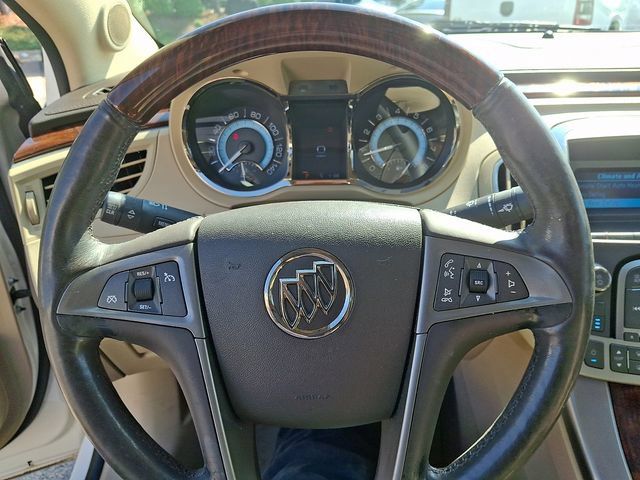 Used 2010 Buick LaCrosse CXS FWD image 19