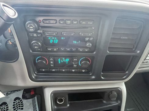 Used 2007 Chevrolet Silverado 3500 LT w/ Heavy-Duty Power Package image 11