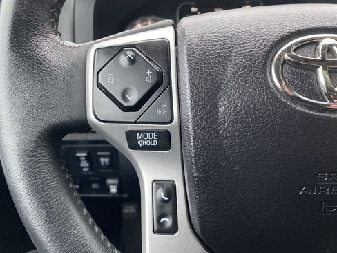 Used 2021 Toyota Tundra Limited w/ Limited Premium Package AWD/4WD image 19