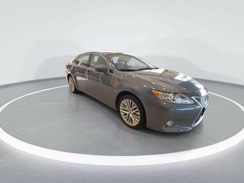 Used 2014 Lexus ES 350 FWD image 2