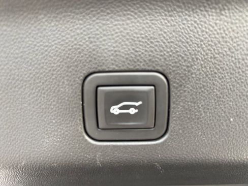 Used 2023 Chevrolet Tahoe LT image 31