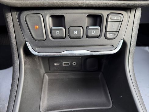 Used 2018 GMC Terrain SLE w/ Driver Convenience Package image 24