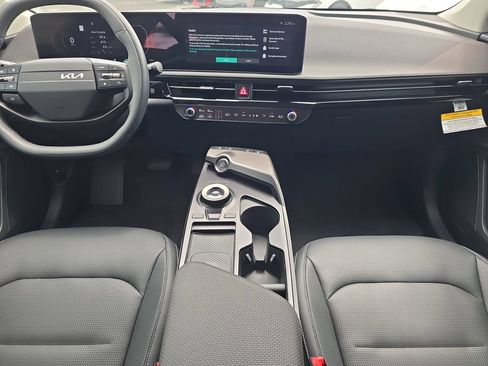New 2026 Kia EV6 Wind RWD image 15