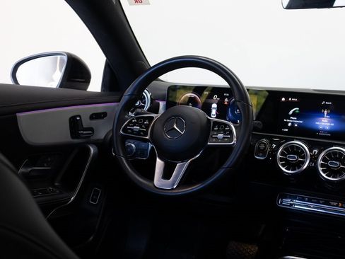 Used 2023 Mercedes-Benz CLA 250 image 24