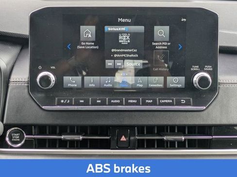 Used 2024 Mitsubishi Outlander SE FWD image 23