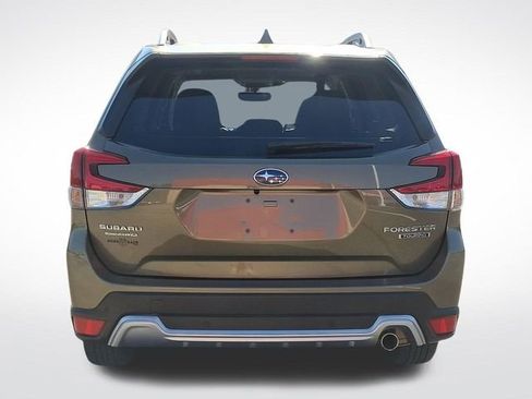 Used 2023 Subaru Forester Touring AWD/4WD image 5