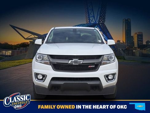 Used 2020 Chevrolet Colorado Z71 AWD/4WD image 2