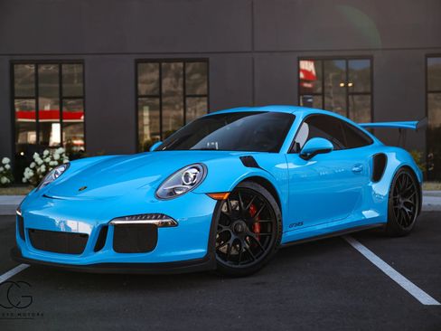 Used 2016 Porsche 911 GT3 RS RWD image 3