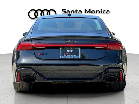 Used 2022 Audi RS 7 Sportback w/ Black Optic Package AWD/4WD image 7