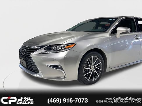 Used 2018 Lexus ES 350 w/ Luxury Package w/Wood Trim FWD image 4