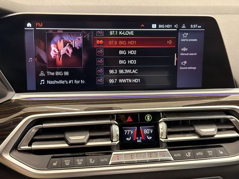 Used 2019 BMW X5 xDrive40i w/ M Sport Package AWD/4WD image 22