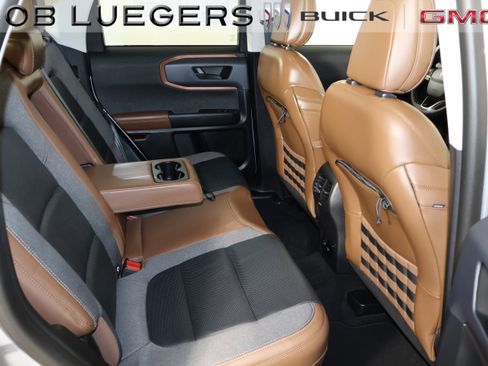 Used 2021 Ford Bronco Sport Outer Banks AWD/4WD image 17