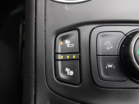 Used 2024 GMC Terrain SLE w/ Driver Convenience Package AWD/4WD image 13