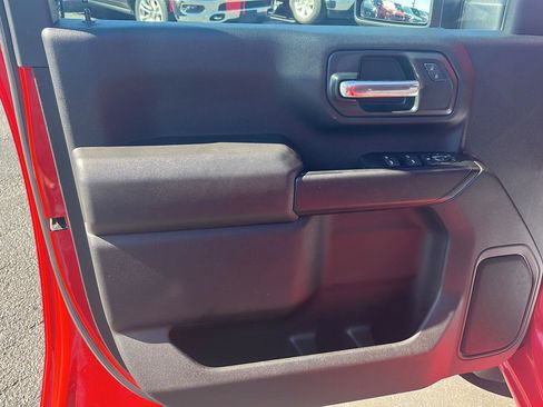 Used 2025 Chevrolet Silverado 2500 W/T image 16